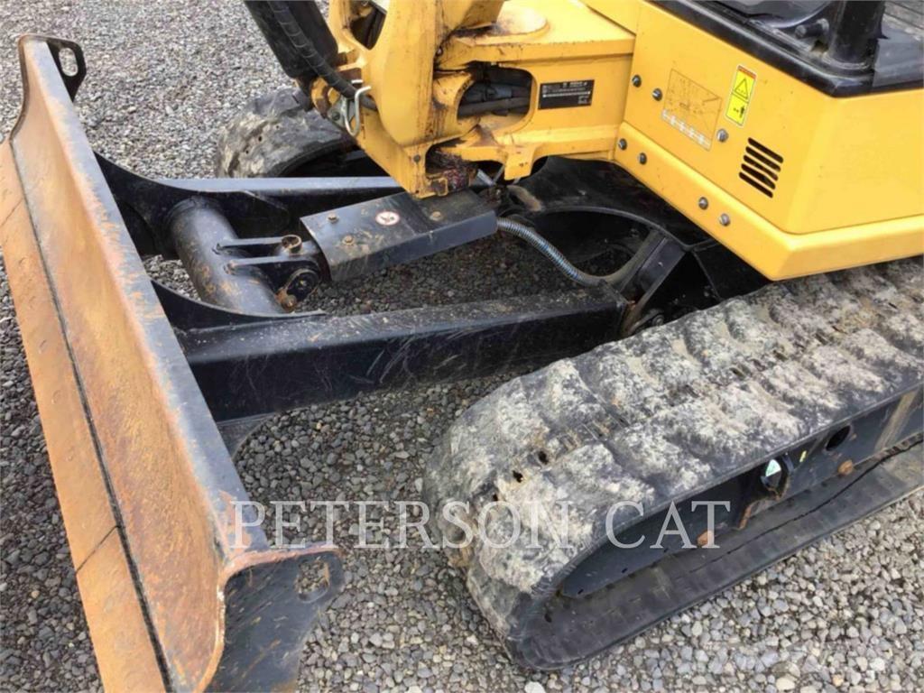 CAT 304 Rupsgraafmachines