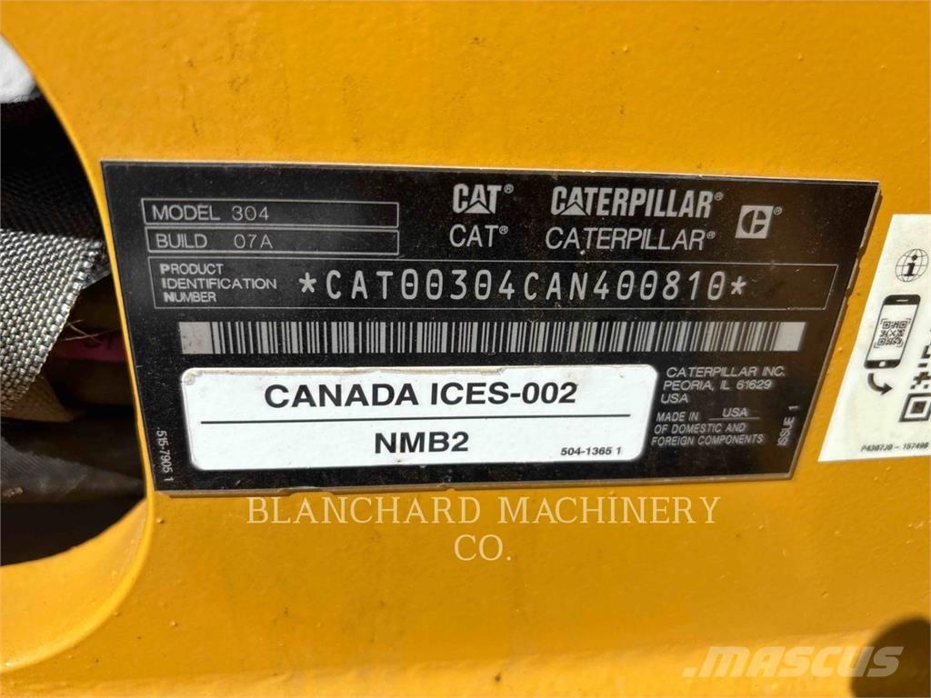 CAT 304 Rupsgraafmachines