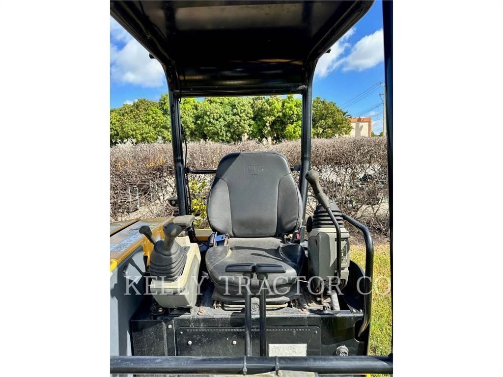 CAT 304E2CR Rupsgraafmachines