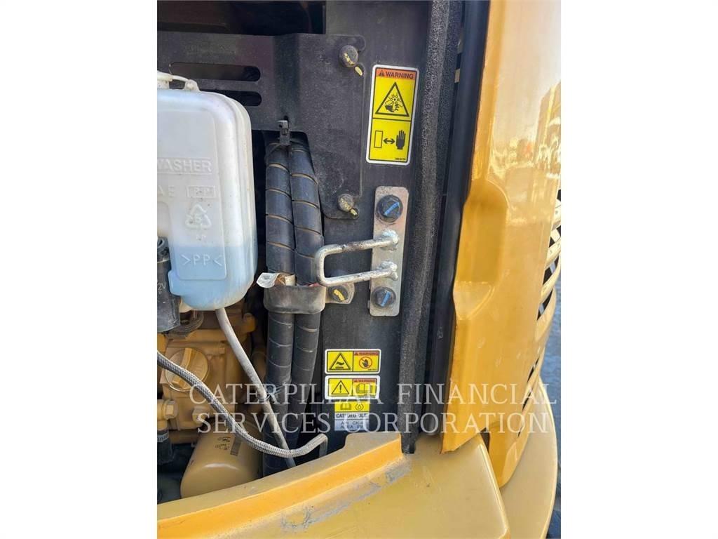 CAT 304E2CR Rupsgraafmachines