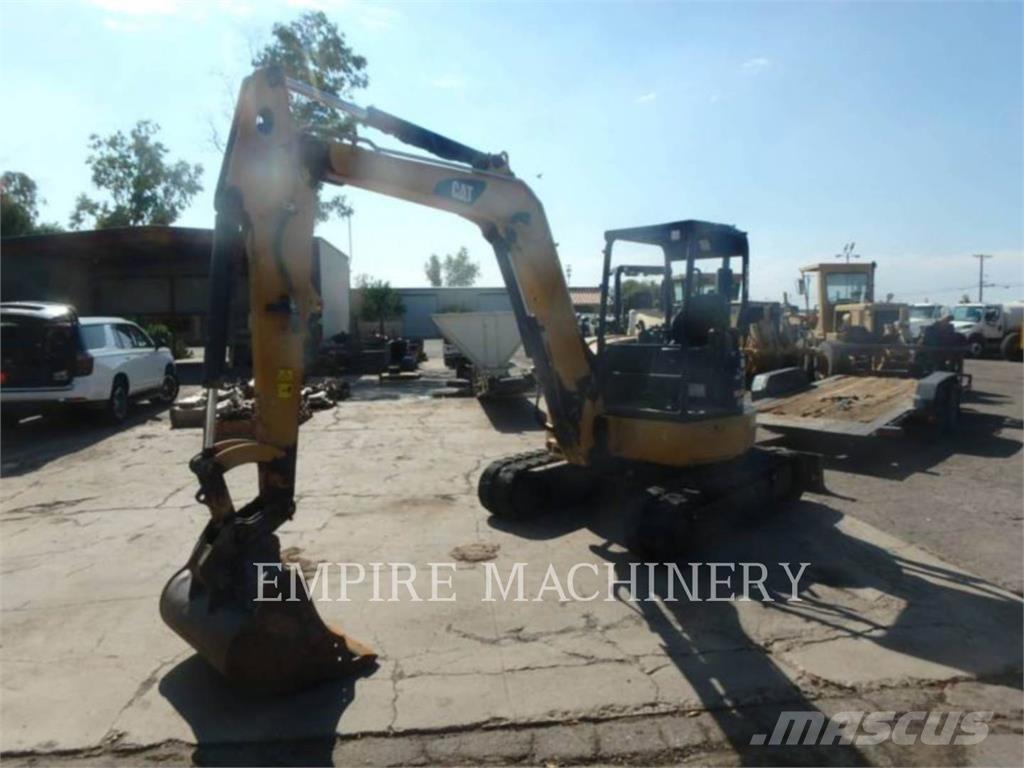CAT 305.5E Rupsgraafmachines