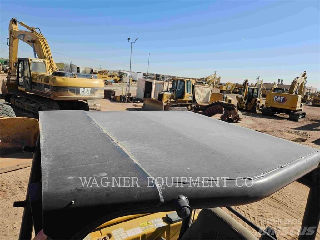 CAT 305.5E2 TB Rupsgraafmachines