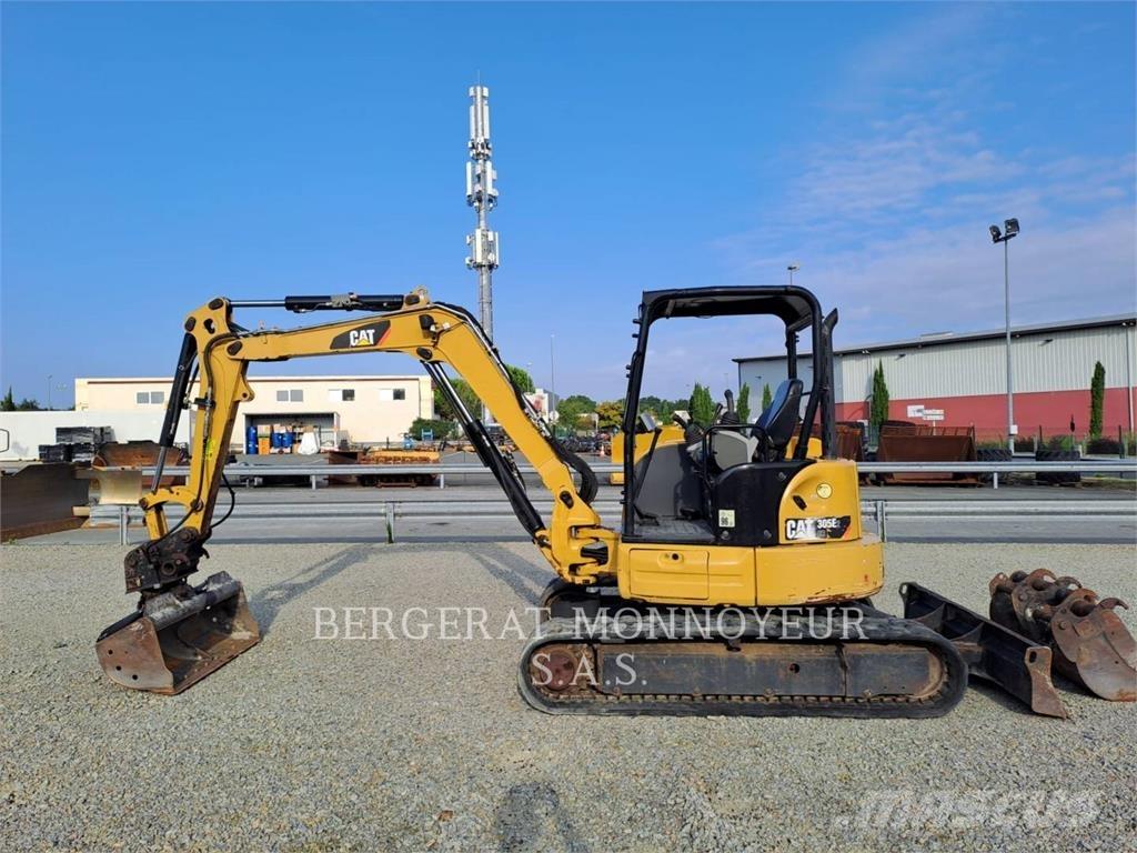 CAT 305E2 Rupsgraafmachines
