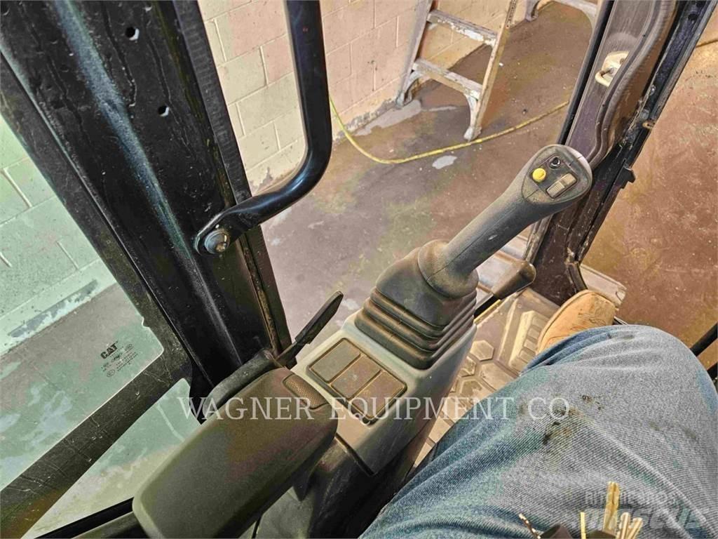 CAT 30807CR Rupsgraafmachines