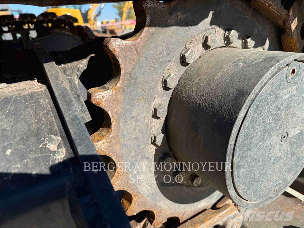 CAT 310 Rupsgraafmachines