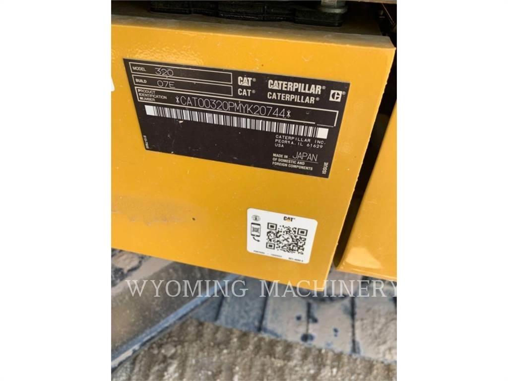 CAT 320 Rupsgraafmachines