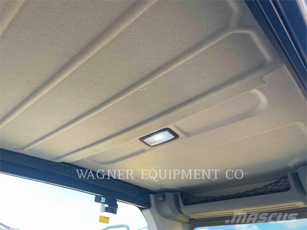 CAT 320 Rupsgraafmachines