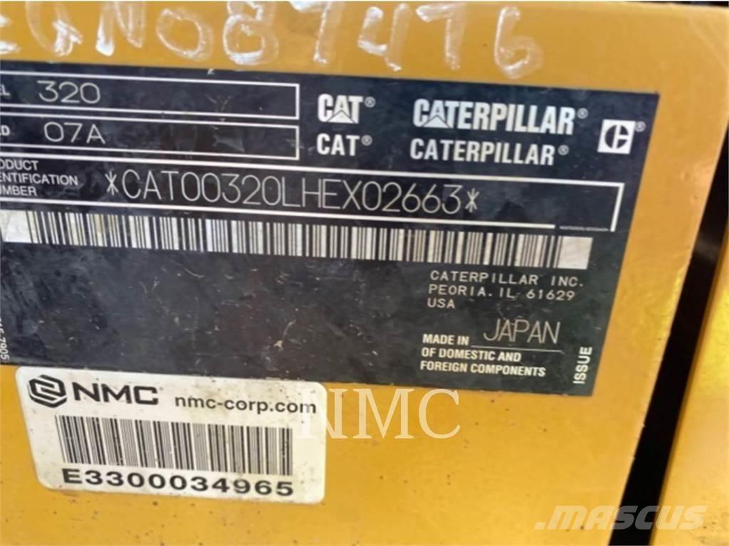 CAT 320 Rupsgraafmachines