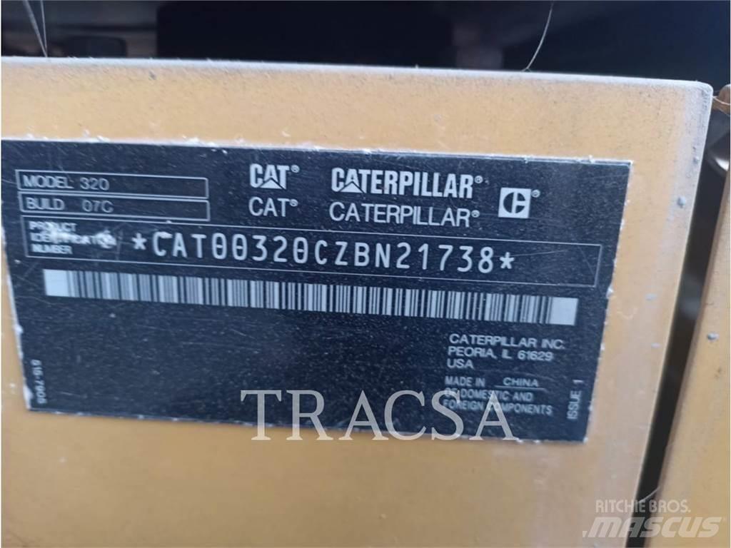CAT 320 Rupsgraafmachines