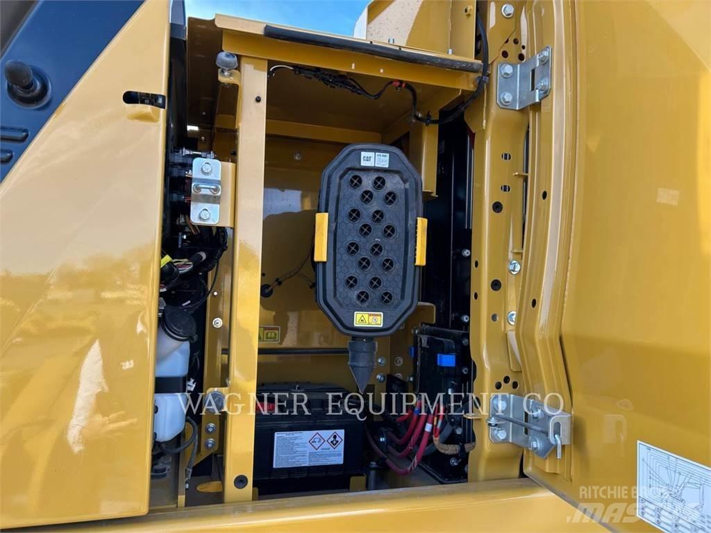 CAT 320 Rupsgraafmachines