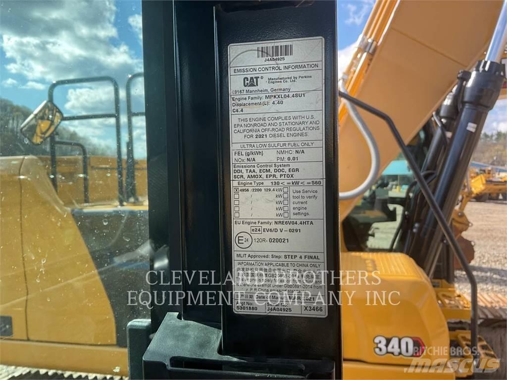 CAT 320 Rupsgraafmachines