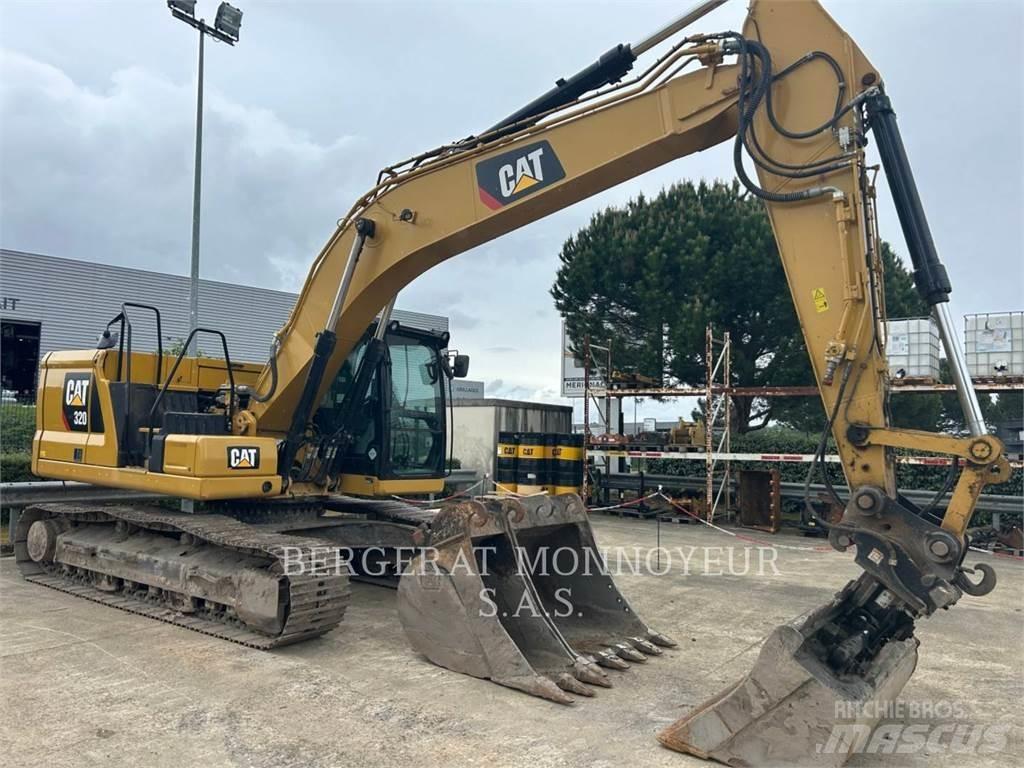 CAT 320 Rupsgraafmachines