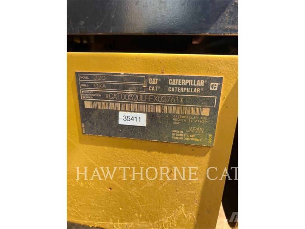 CAT 320-07 Rupsgraafmachines