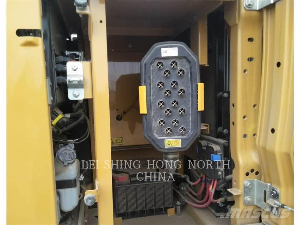 CAT 320-07 Rupsgraafmachines