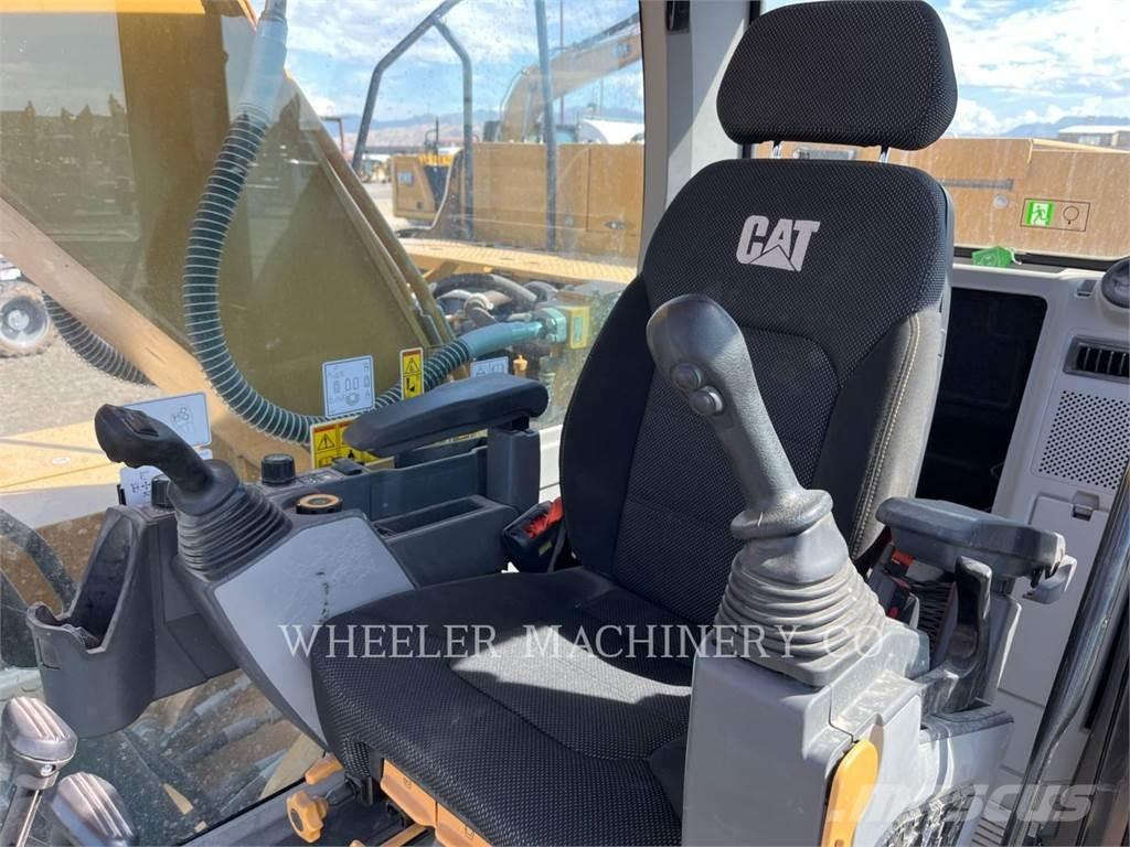 CAT 320 CF Rupsgraafmachines