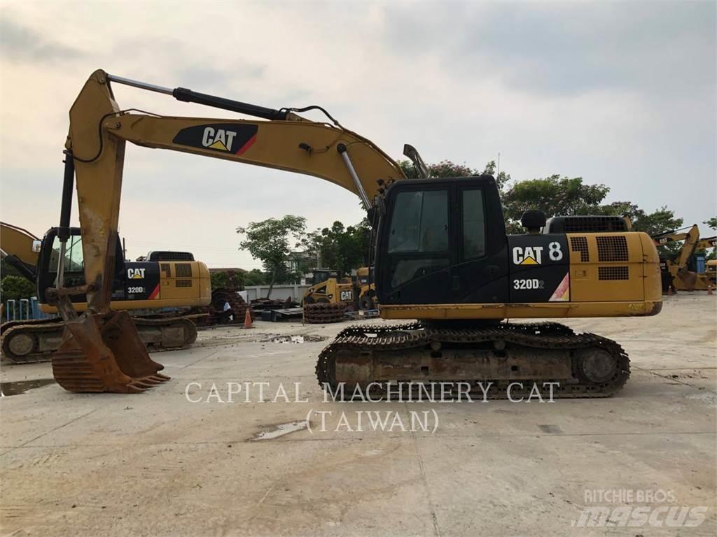 CAT 320D2 Rupsgraafmachines