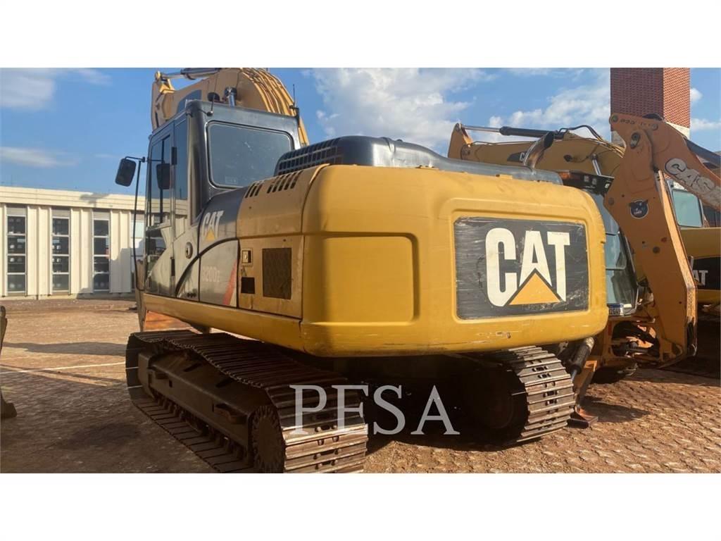 CAT 320D2 Rupsgraafmachines