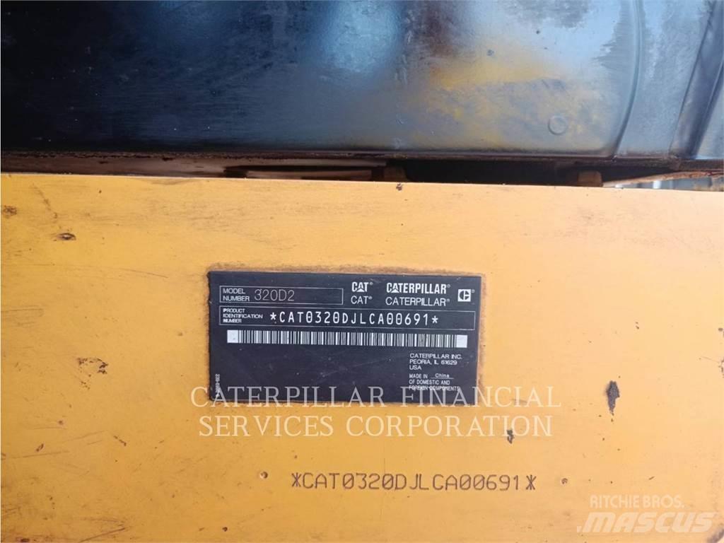 CAT 320D2 Rupsgraafmachines