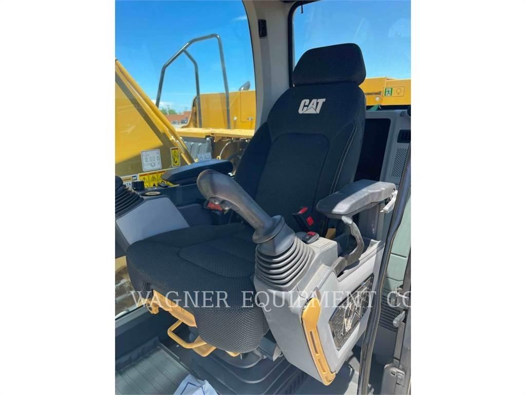 CAT 323 Rupsgraafmachines