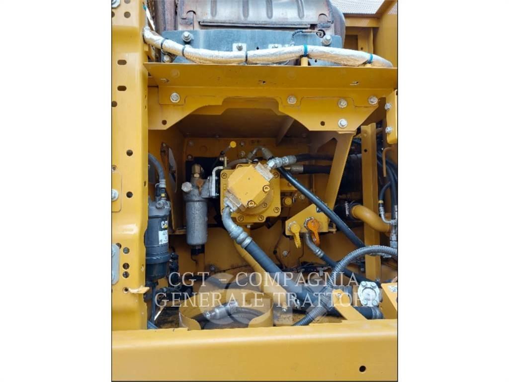 CAT 323 Rupsgraafmachines