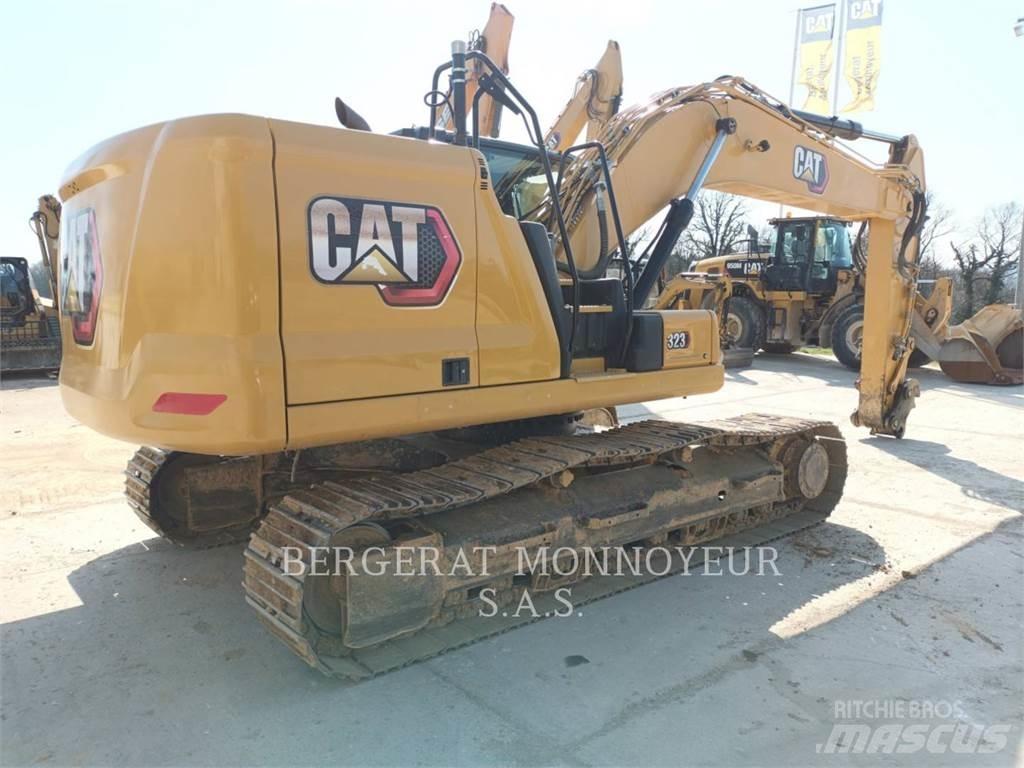 CAT 323 Rupsgraafmachines