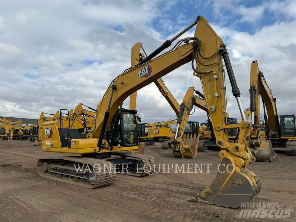 CAT 323 Rupsgraafmachines
