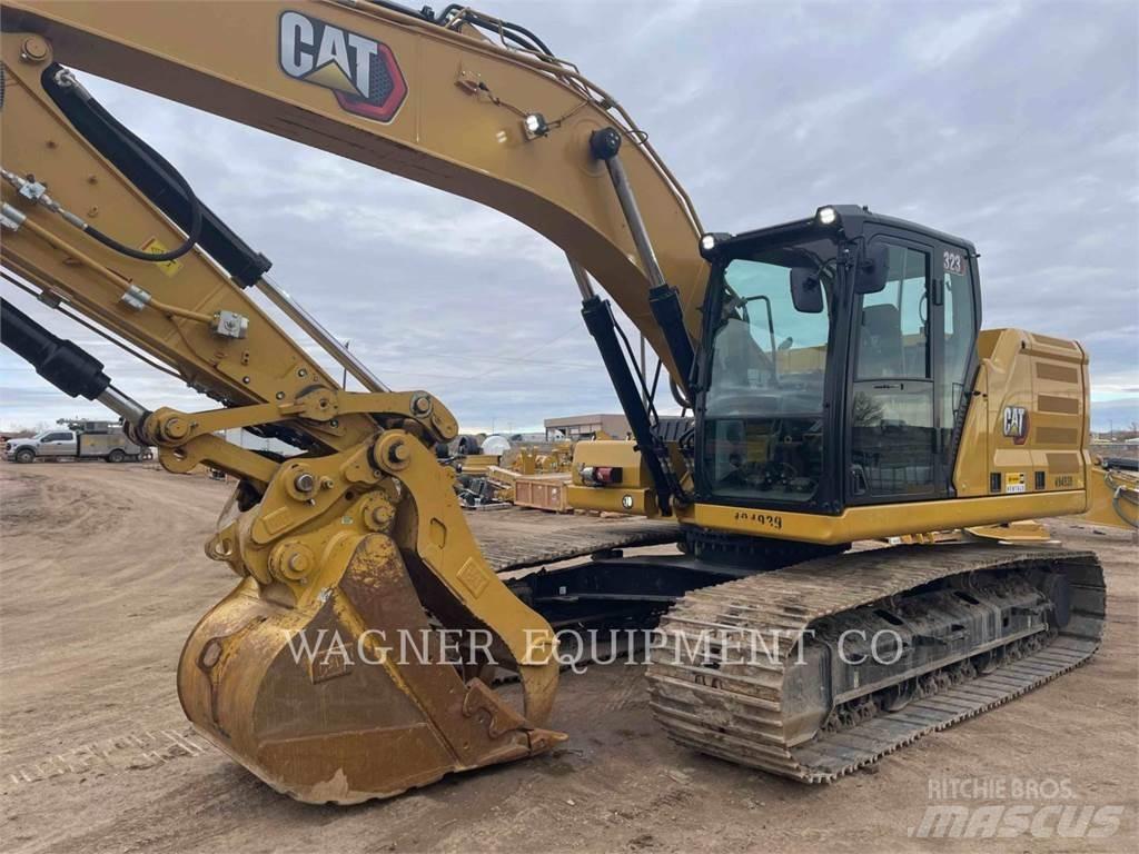CAT 323 Rupsgraafmachines