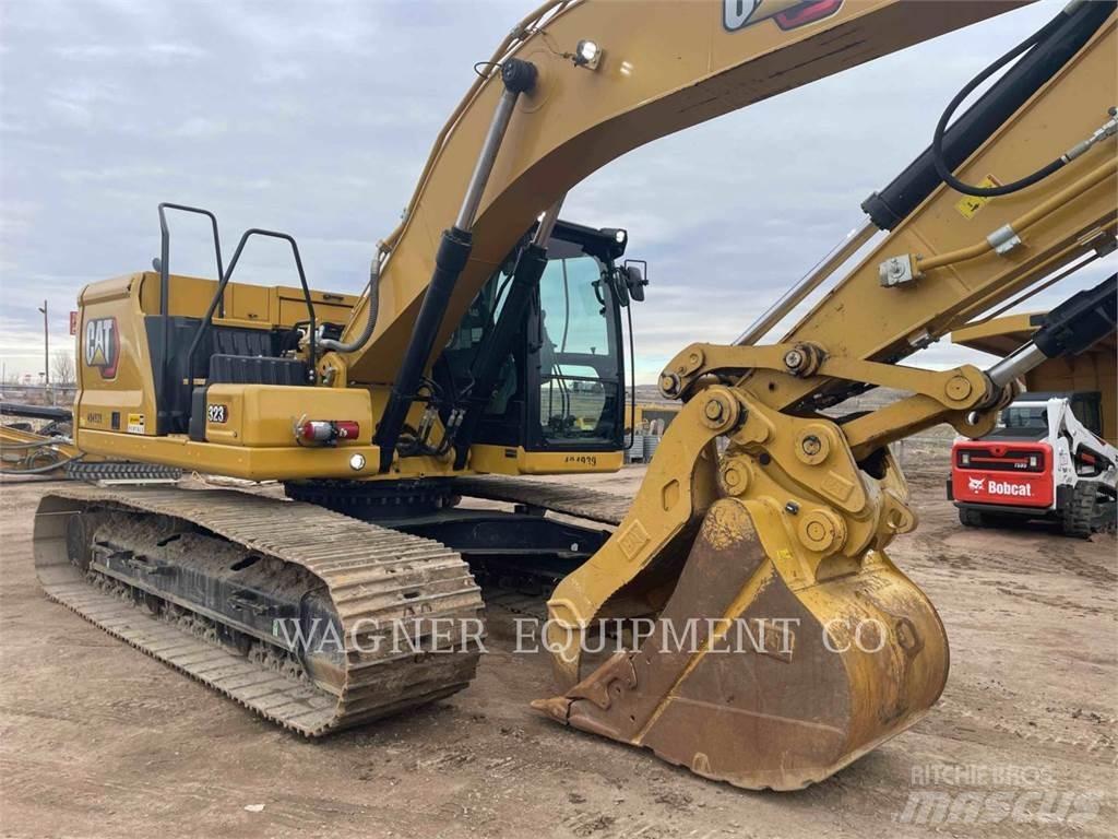 CAT 323 Rupsgraafmachines