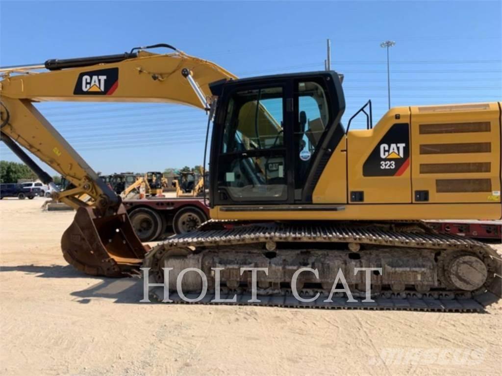 CAT 323 Rupsgraafmachines