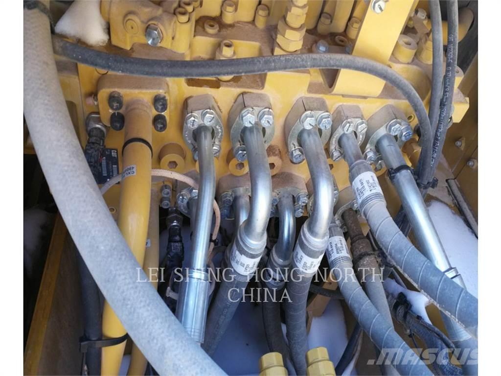 CAT 323-07 Rupsgraafmachines