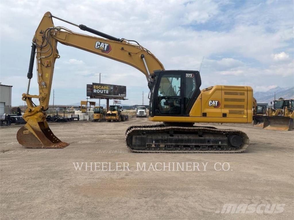 CAT 323 CF Rupsgraafmachines