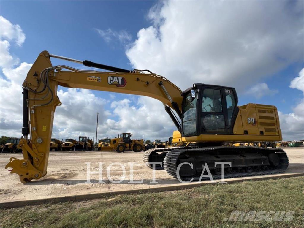 CAT 323 TC Wielladers