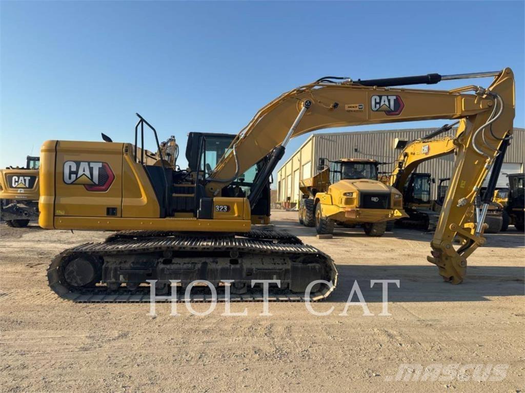 CAT 323 TC Wielladers