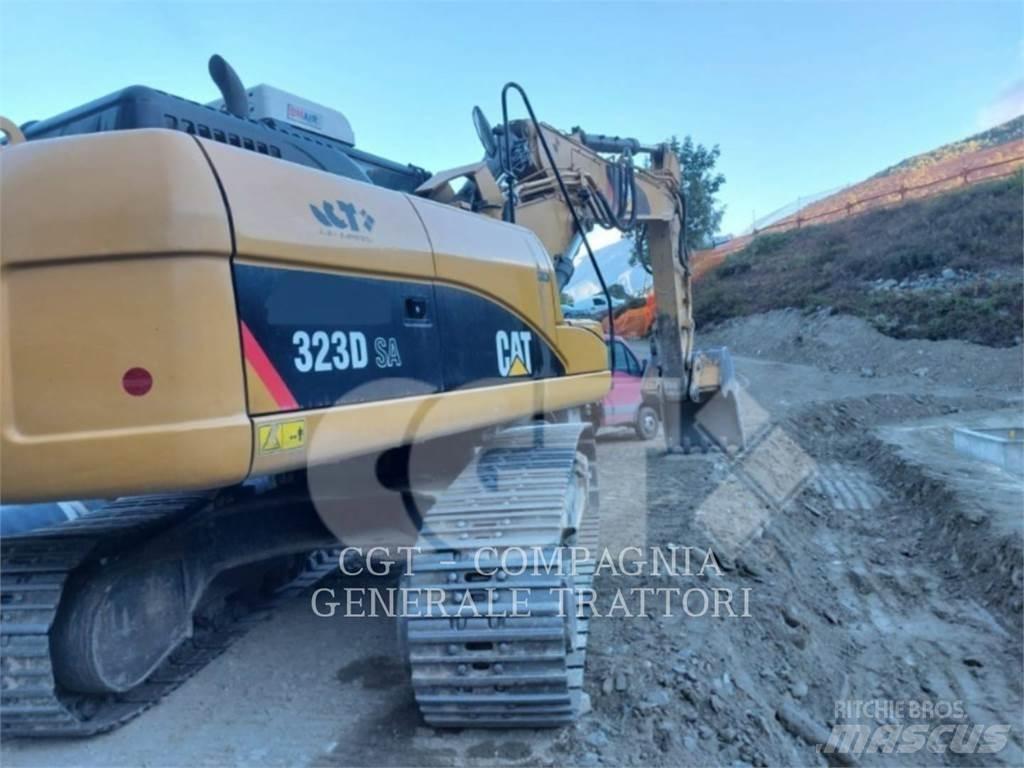 CAT 323DSA Rupsgraafmachines