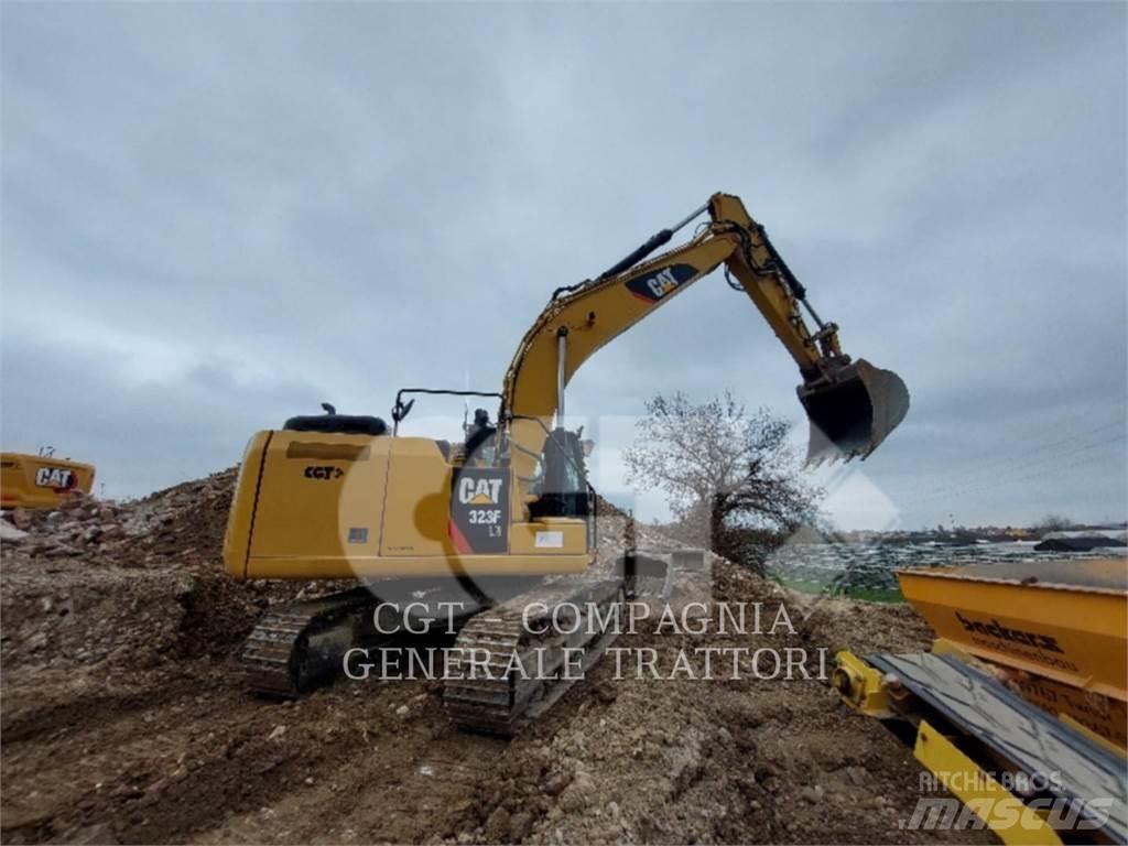 CAT 323F Rupsgraafmachines