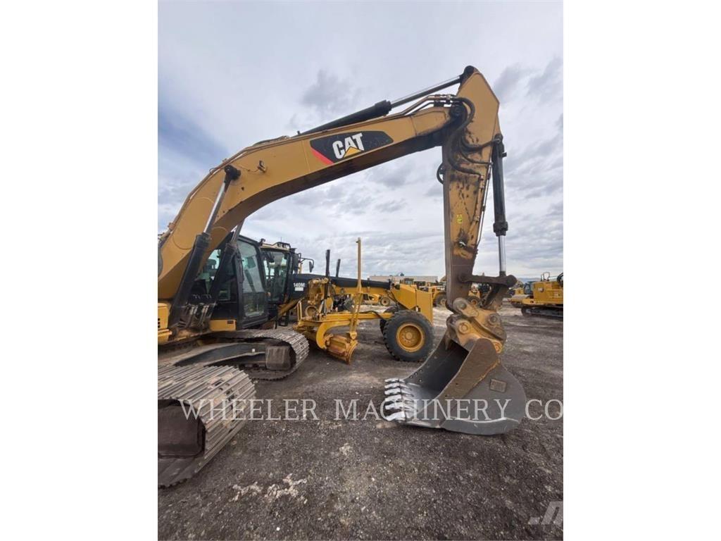 CAT 323F L CF Rupsgraafmachines