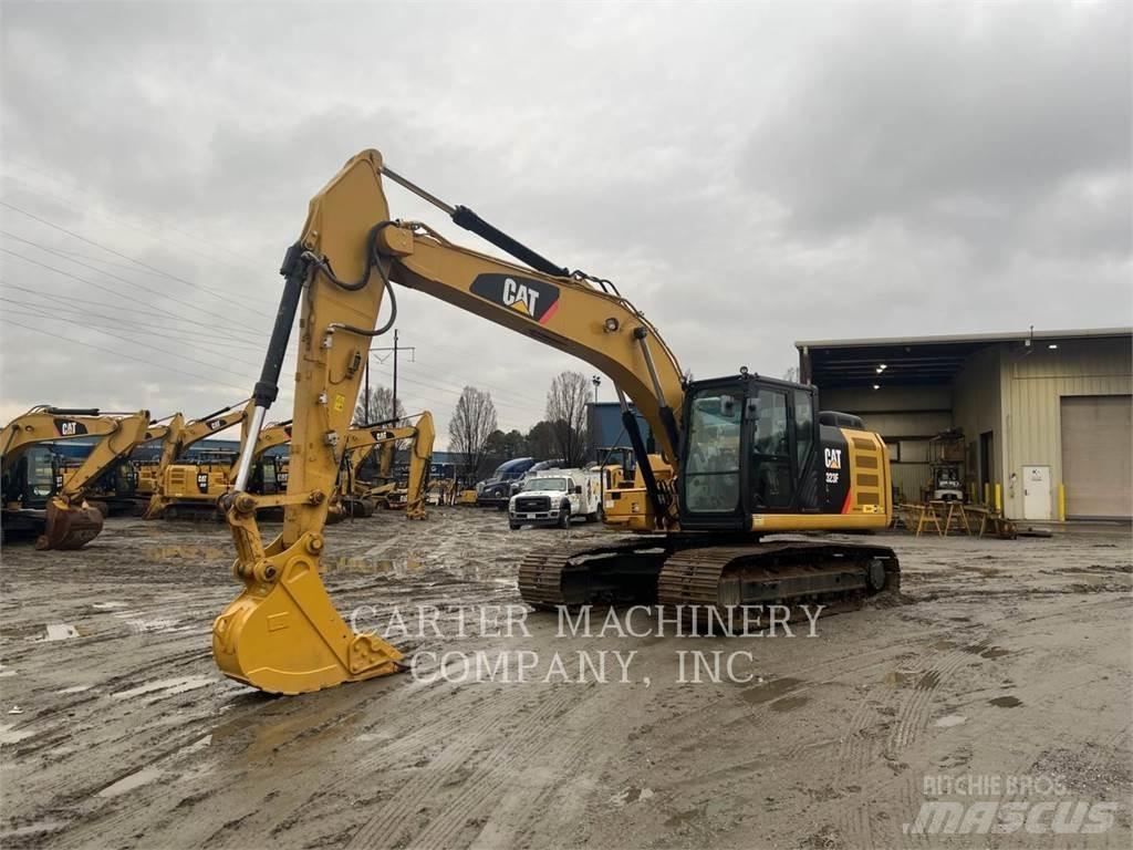 CAT 323FL Rupsgraafmachines