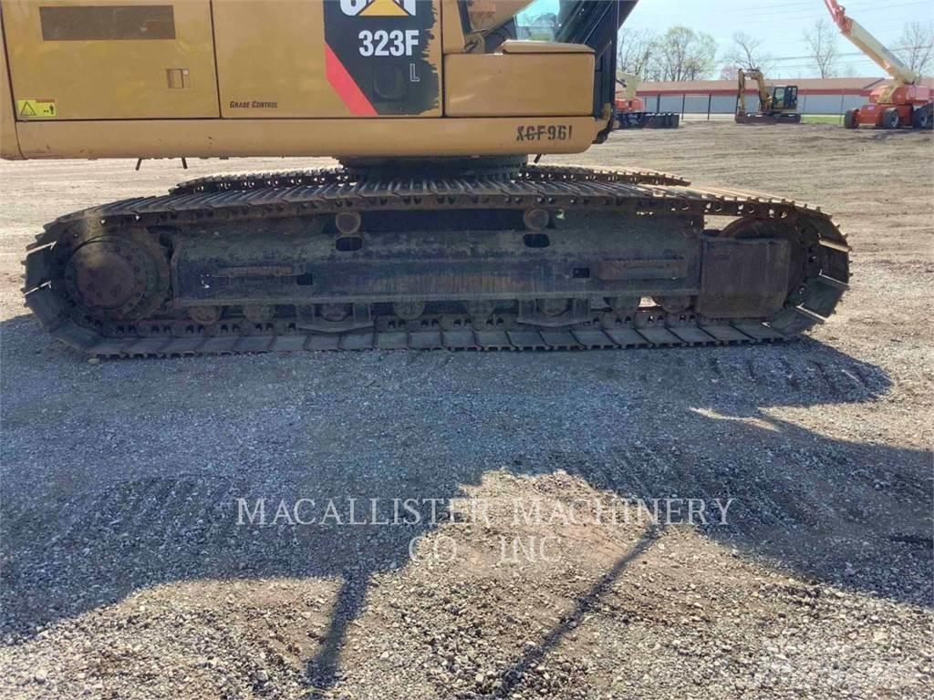 CAT 323FL Rupsgraafmachines