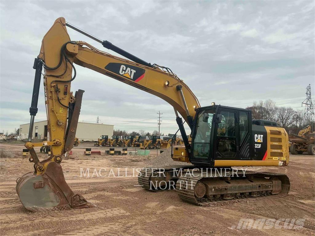 CAT 323FL Rupsgraafmachines