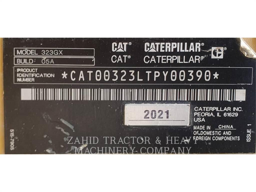CAT 323GX Rupsgraafmachines