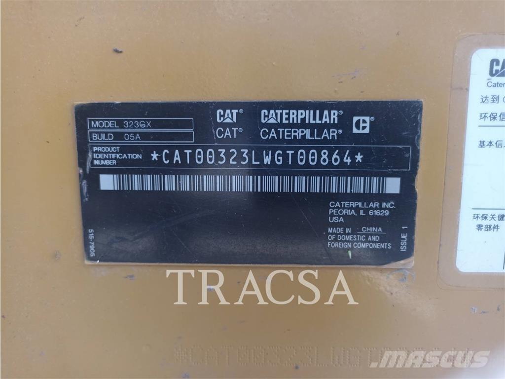 CAT 323GX Rupsgraafmachines