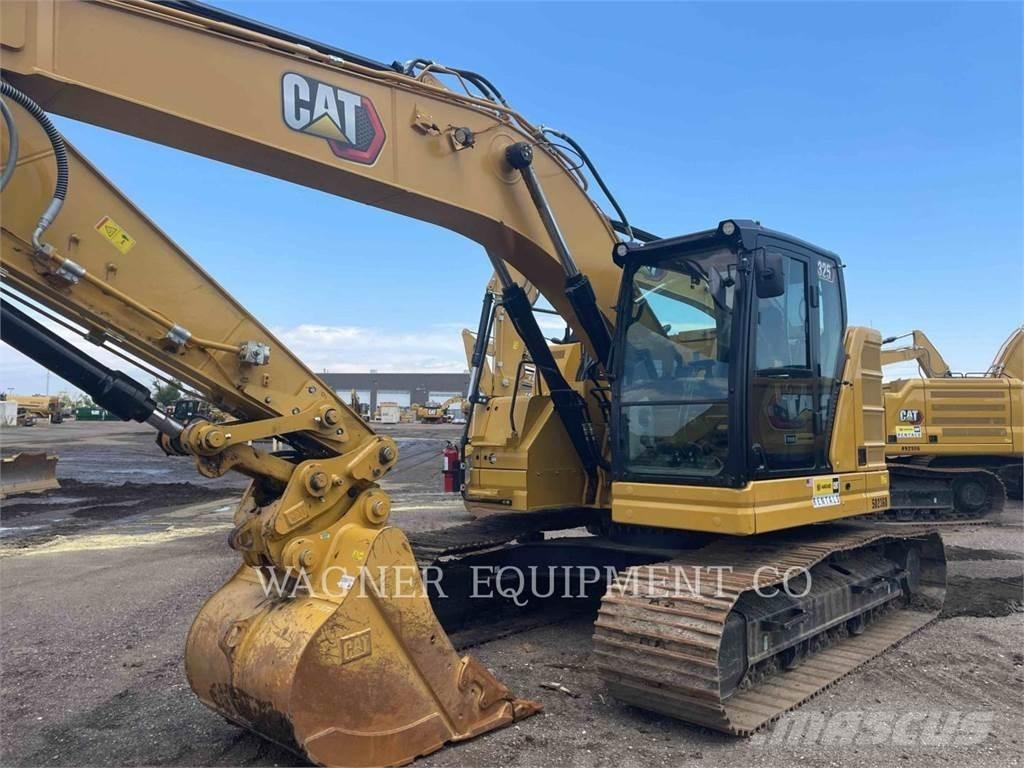 CAT 325 Rupsgraafmachines