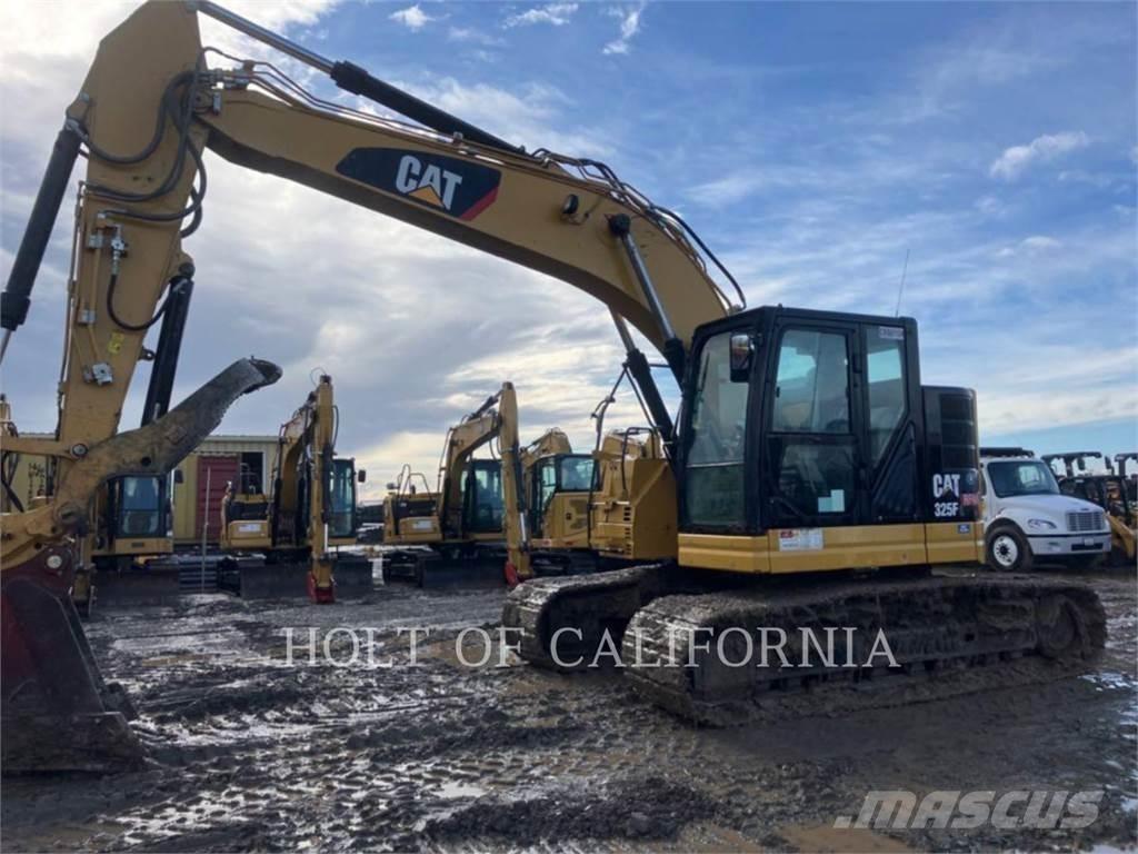 CAT 325 Rupsgraafmachines