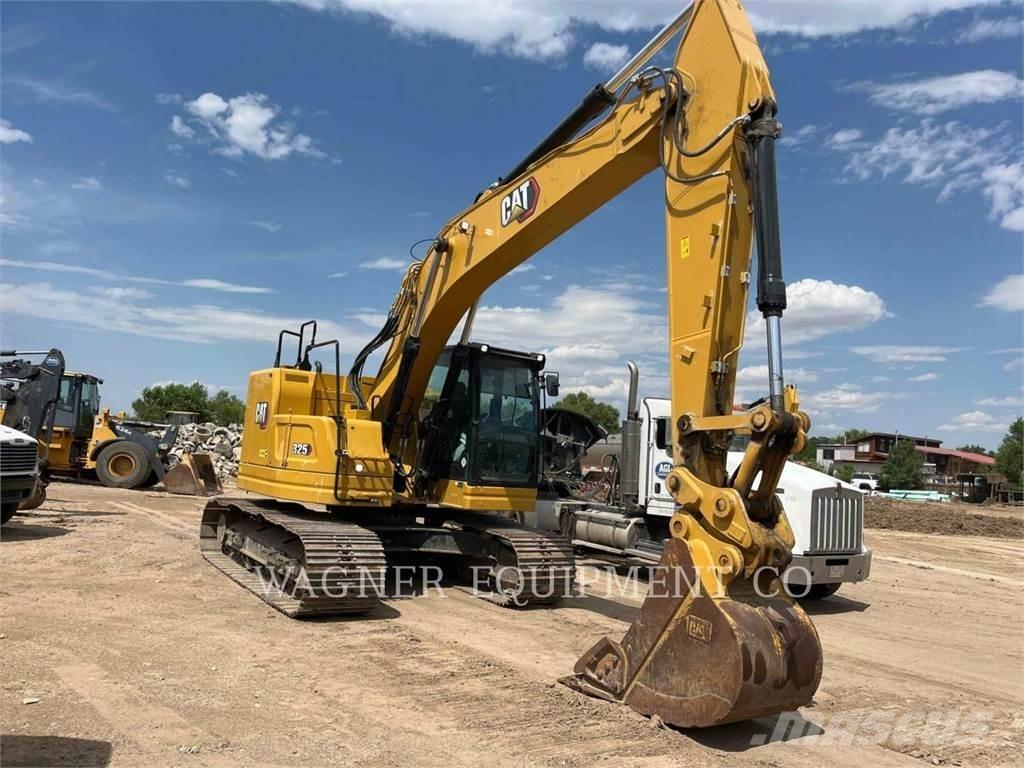 CAT 325 Rupsgraafmachines