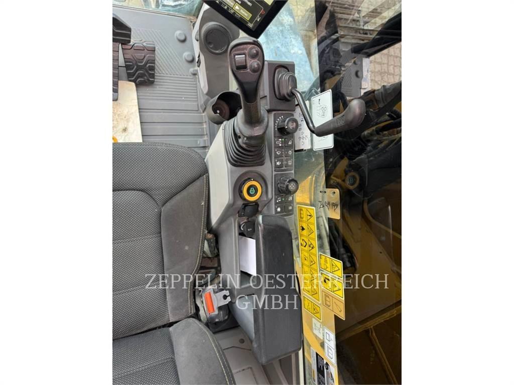 CAT 325-07 Rupsgraafmachines
