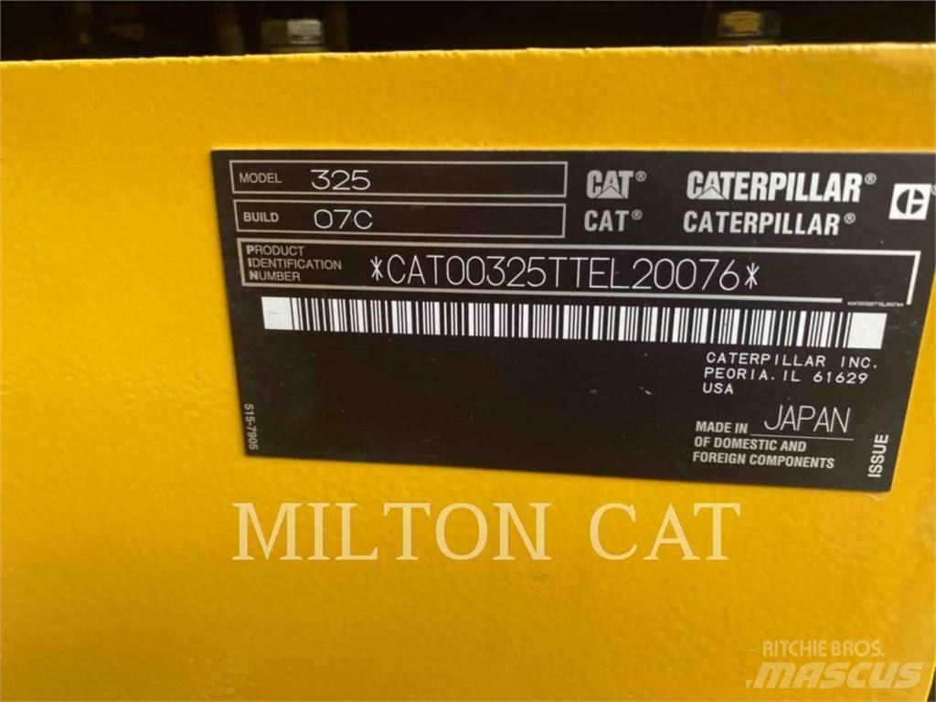 CAT 32507 Rupsgraafmachines