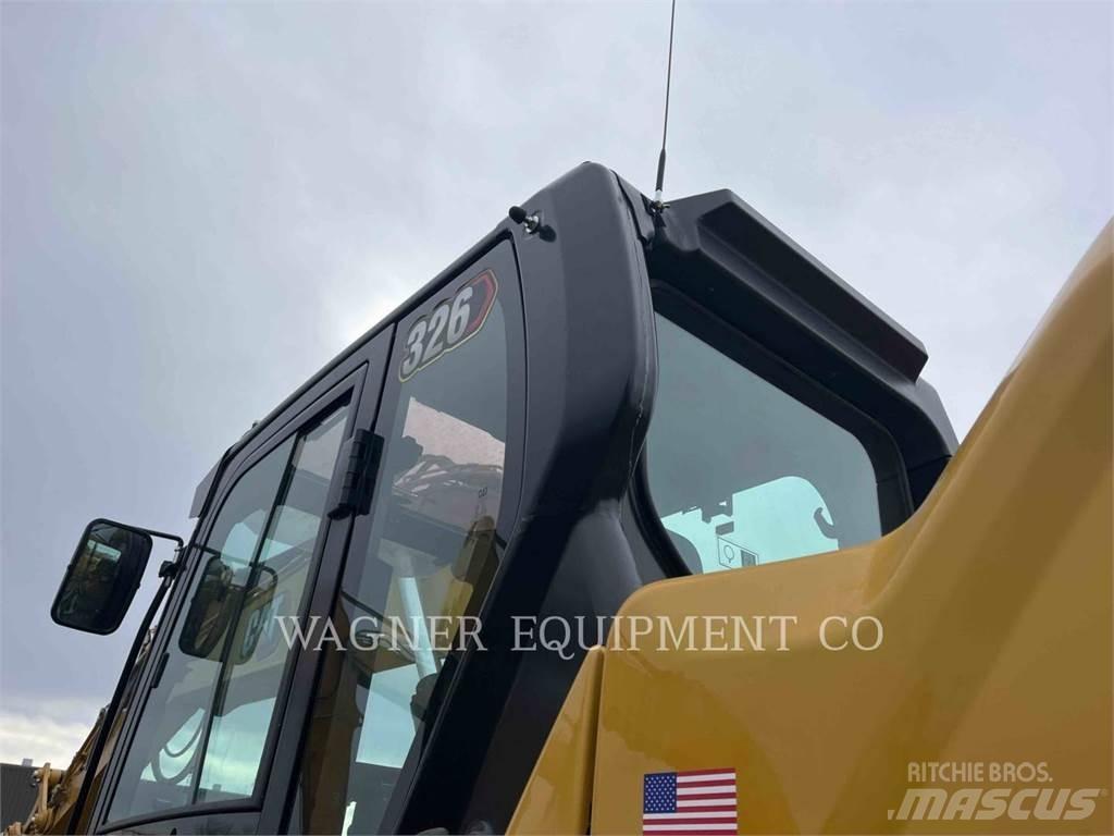 CAT 326 Rupsgraafmachines