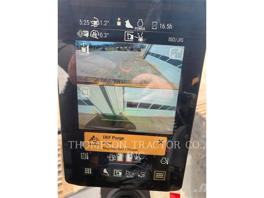 CAT 326 LR Rupsgraafmachines