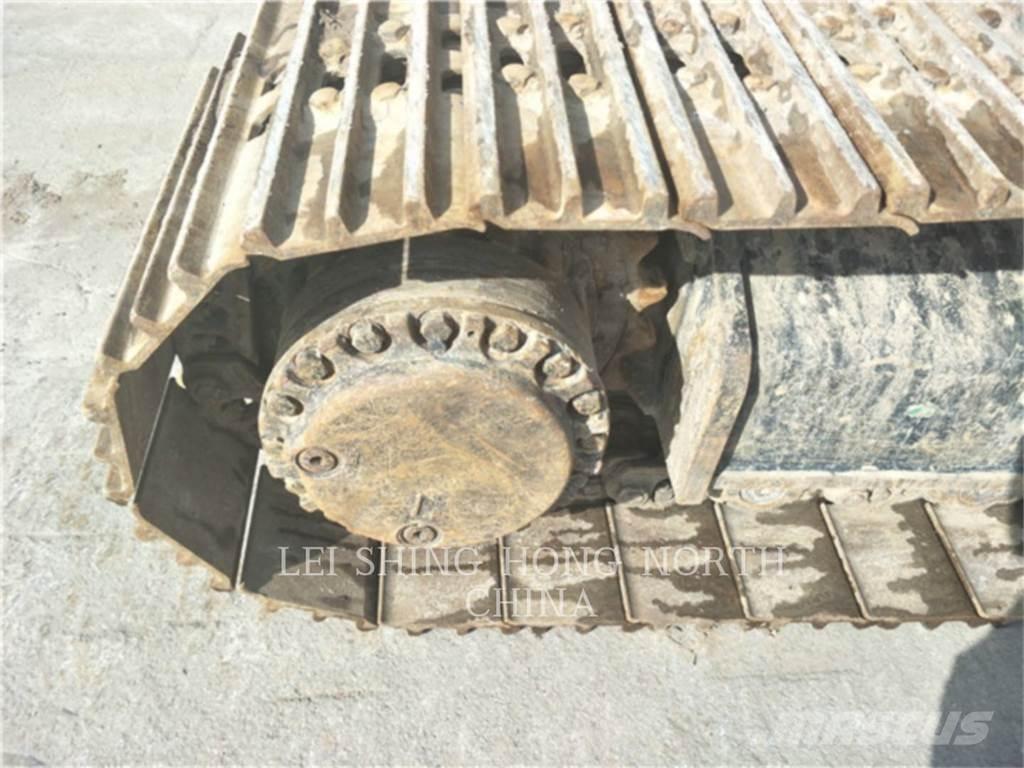 CAT 326D2L Rupsgraafmachines