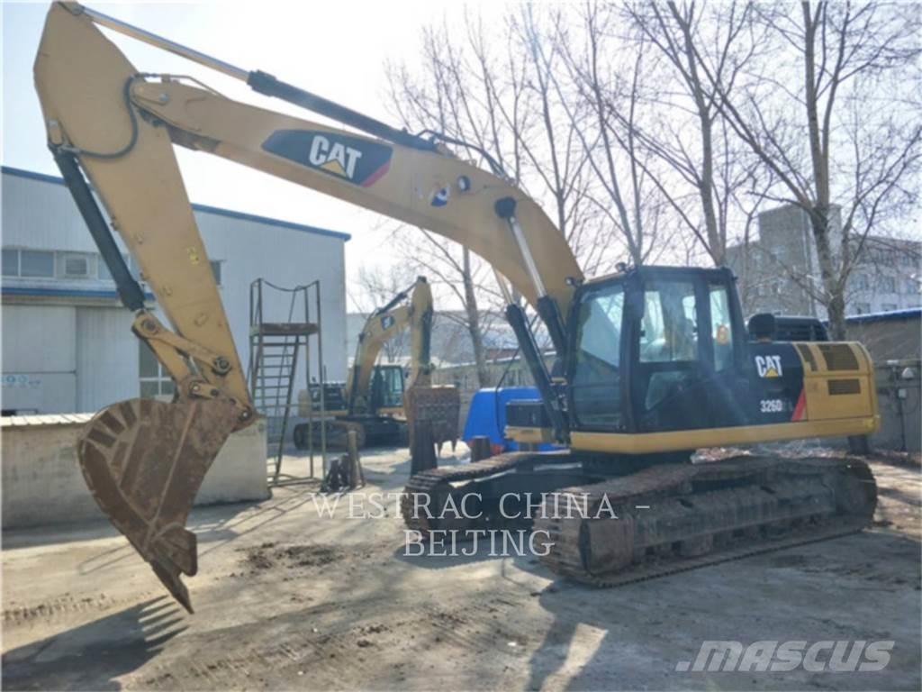 CAT 326D2L Rupsgraafmachines